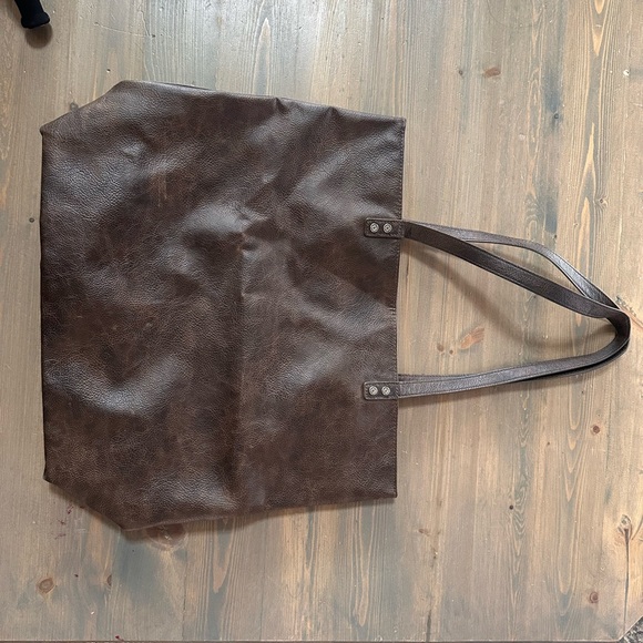 Simple brown tote - Picture 2 of 2